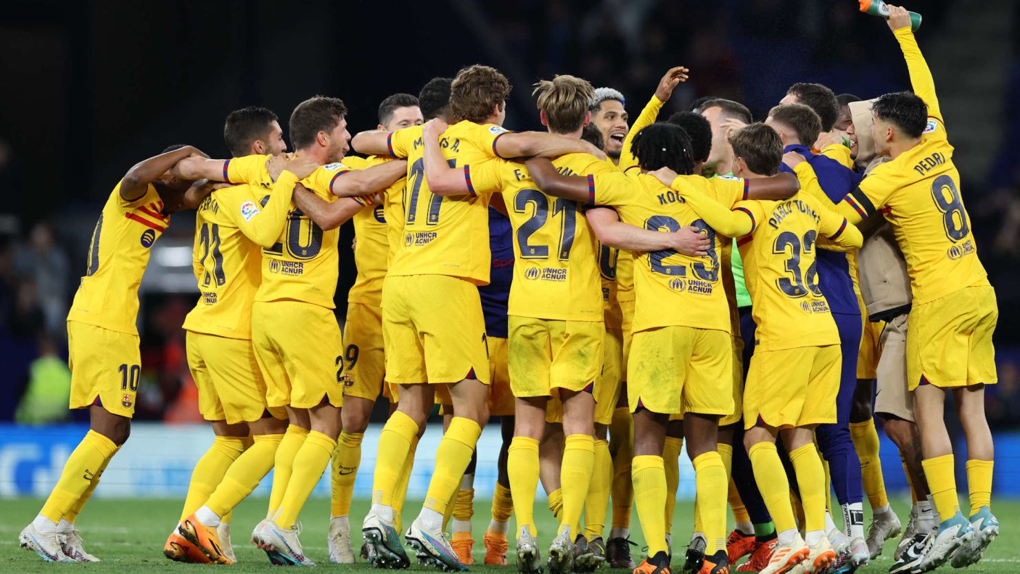 例如他在 例如他在